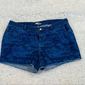 Old navy tropical patterned diva jean shorts